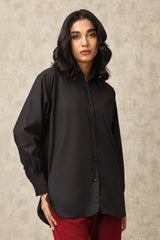 CLASSIC BUTTON-UP SHIRT WITH TAILORED FIT-BLACK