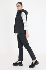 HOODED BREEZE SLEEVELESS PUFFER JACKET-BLACK