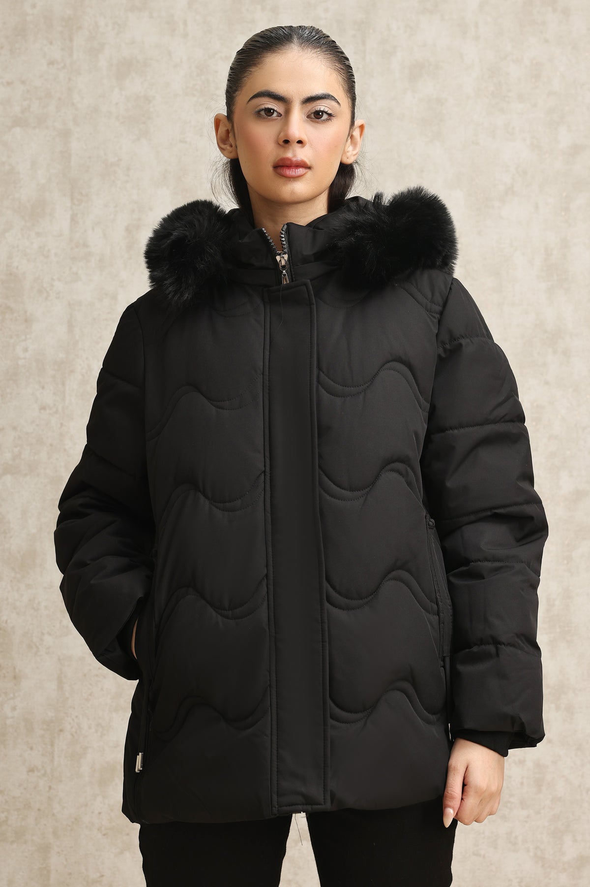 WAVE-STITCHED PUFFER JACKET-BLACK