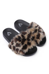 PRINTED FURRY SLIDES-BLACK