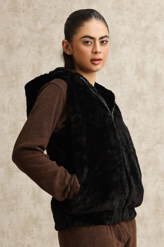 COZY SLEEVELESS FUR JACKET-BLACK