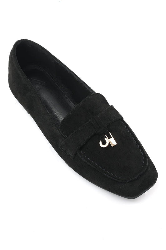 SUEDE LOCK CHARM LOAFERS-BLACK