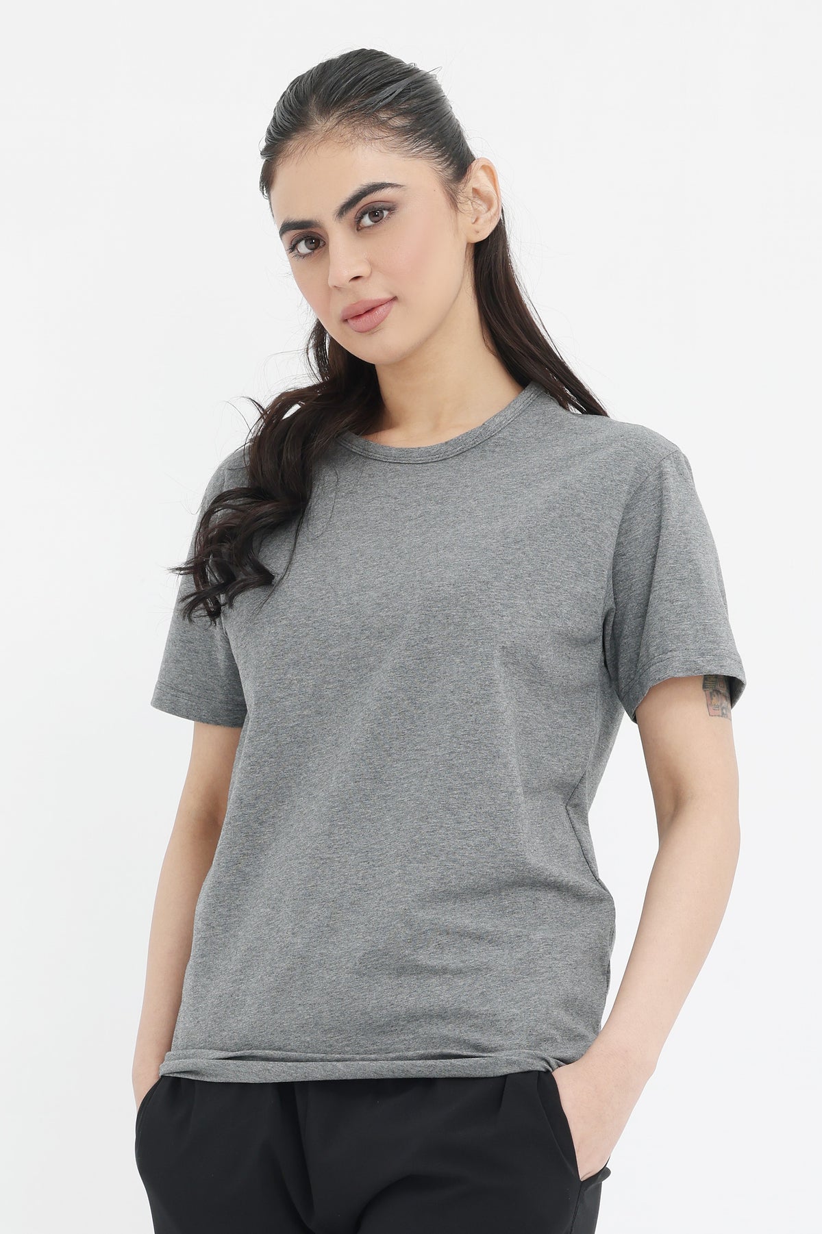 CLASSIC FIT ESSENTIAL TEE-DARK-GREY