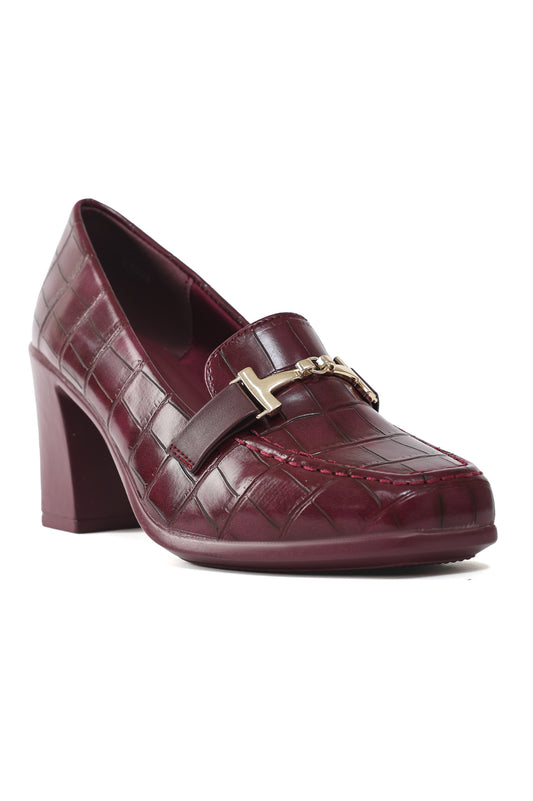 CROC-EMBOSSED BLOCK HEEL LOAFERS-MAROON