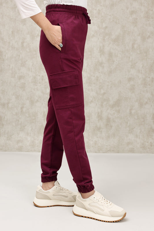 ELASTICATED CARGO TROUSER WITH DRAWSTRING WAIST-BURGANDY