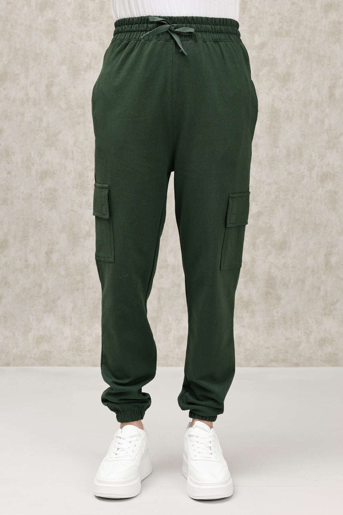 ELASTICATED CARGO TROUSER WITH DRAWSTRING WAIST-DK-GREEN