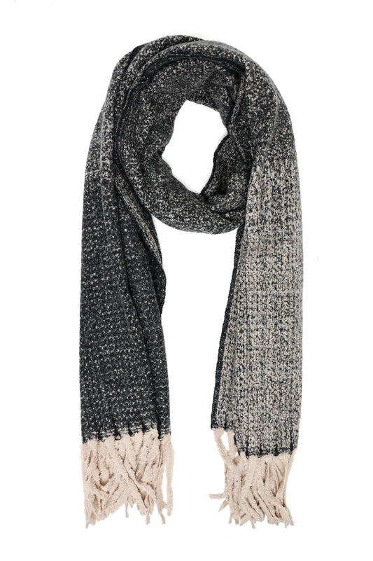 COZY TEXTURED FRINGE SCARF