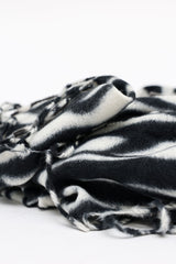 ZEBRA STRIPE FRINGE SCARF