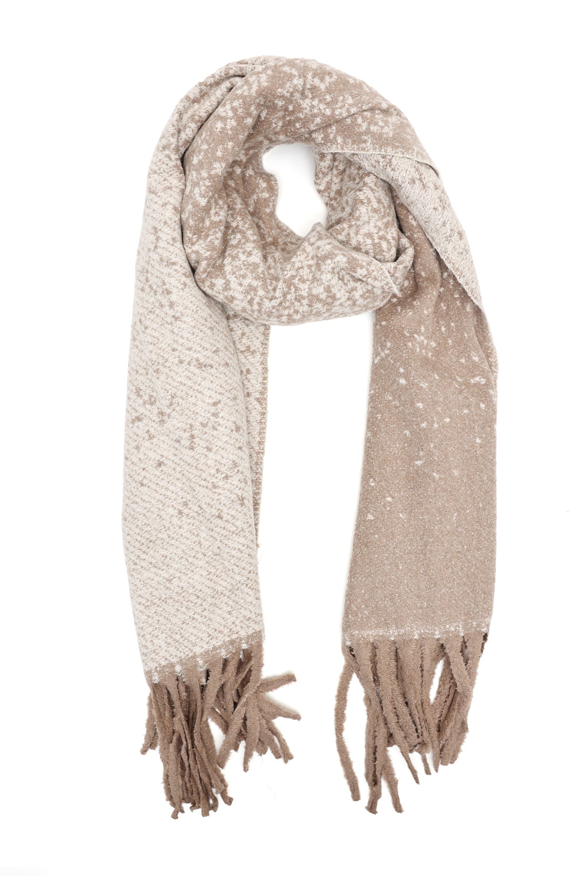 TEXTURED FRINGE SCARF