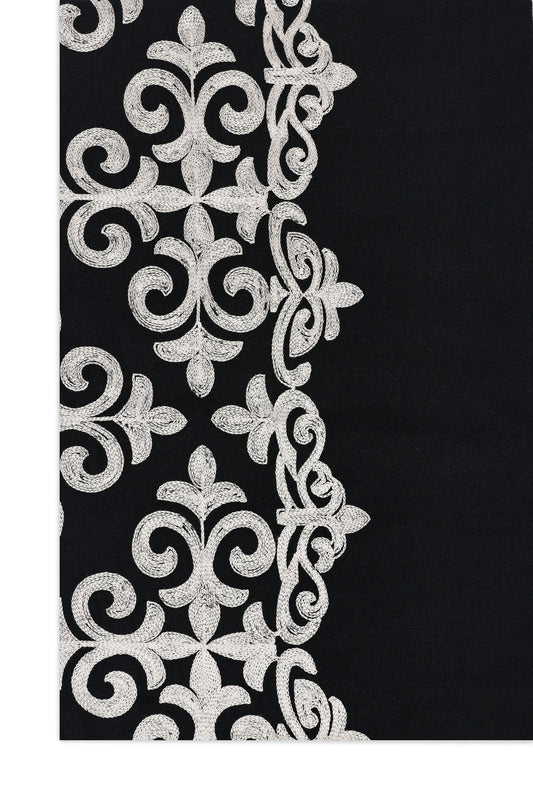 BAROQUE PATTERN EMBROIDERED SCARF