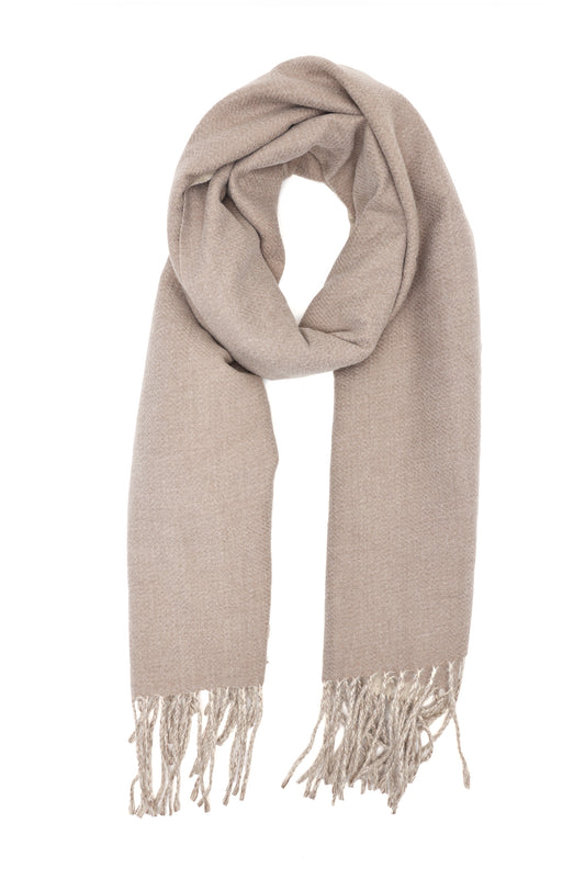 ELEGANT FRINGE SCARF