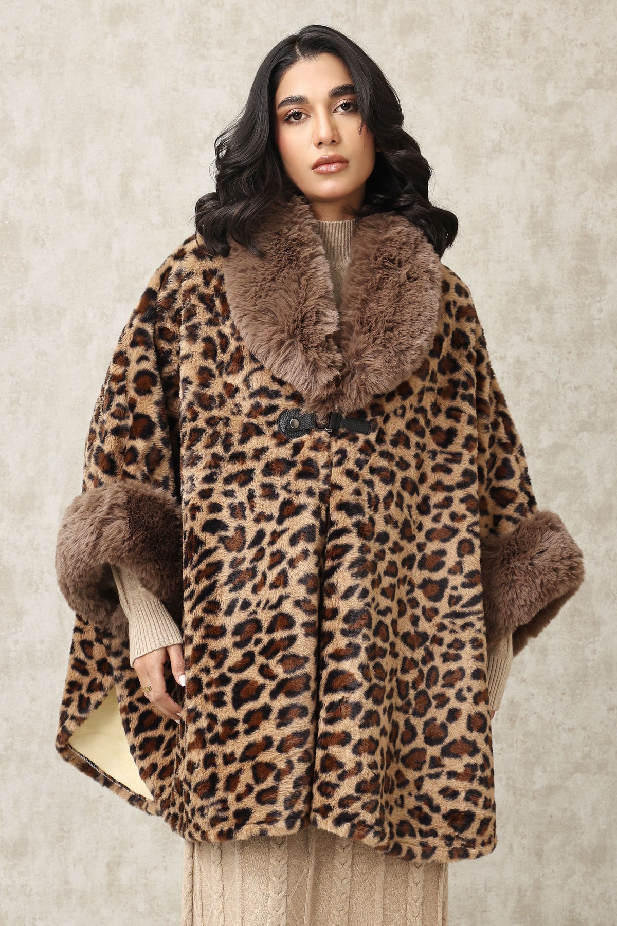 STATEMENT FUR CAPE WITH STRUCTURED COLLAR-LEOPARD