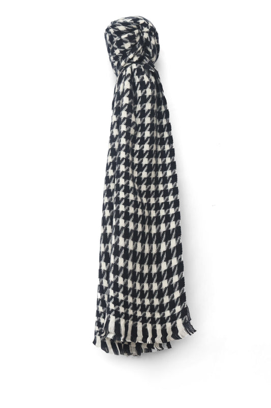 HOUNDSTOOTH SHAWL